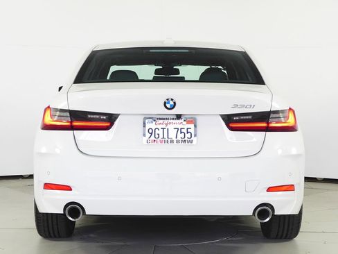 Certified 2023 BMW 330i Sedan w/ Driving Assistance Package RWD image 8