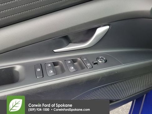 Used 2023 Hyundai Elantra SEL w/ Cargo Package image 19