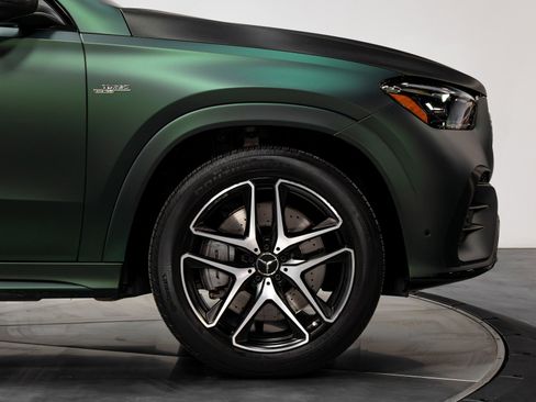 Used 2024 Mercedes-Benz GLE 53 AMG 4MATIC Coupe image 19