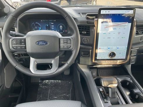 New 2025 Ford F150 Lightning Lariat image 3