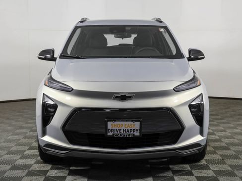 Used 2023 Chevrolet Bolt EUV LT w/ Comfort Package FWD image 10