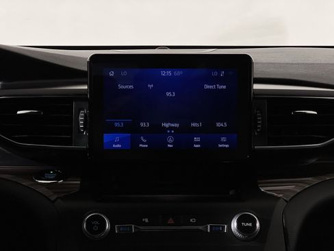 Used 2020 Ford Explorer Limited AWD/4WD image 18