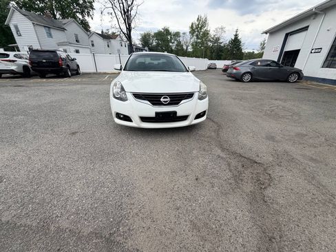 Used 2011 Nissan Altima 2.5 S w/ 2.5S Premium Pkg FWD image 22