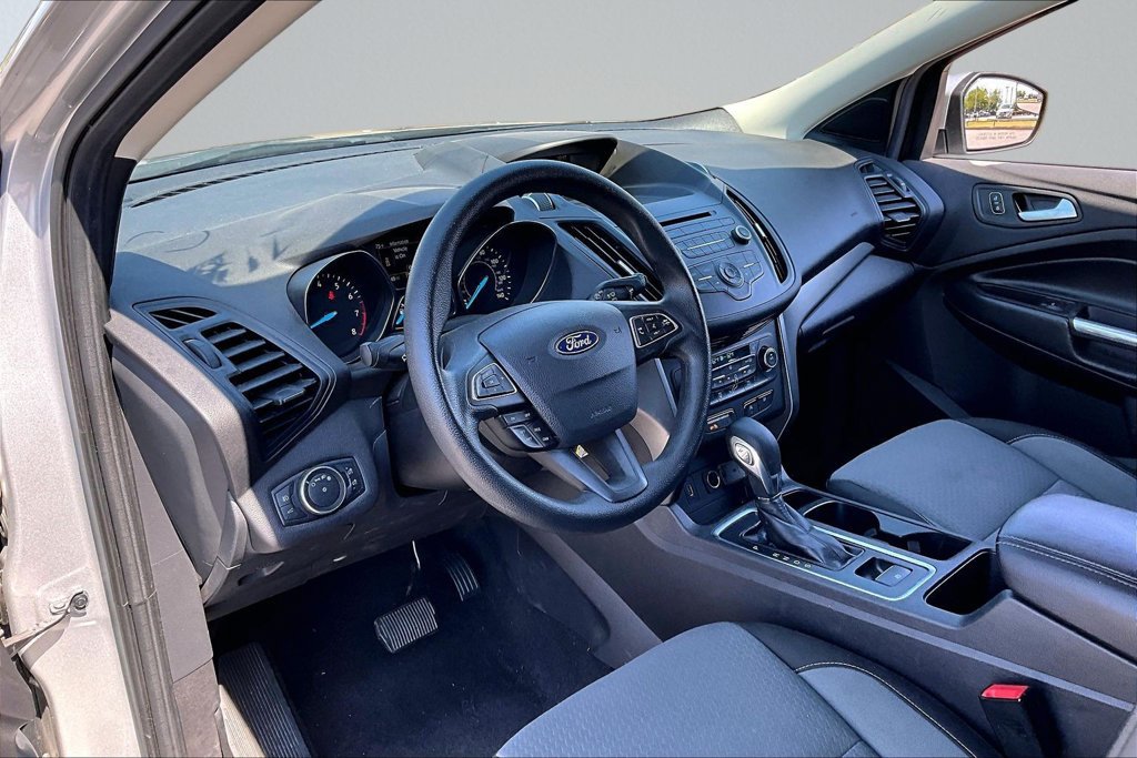 Used 2018 Ford Escape SE FWD image 11