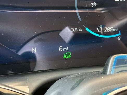 New 2026 Cadillac Vistiq Sport w/ LPO, Floor Liner Package image 26