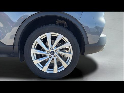 Used 2021 Ford Escape Titanium w/ Titanium Elite Package image 18