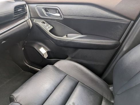 Used 2021 Nissan Rogue SL w/ Premium Package image 21