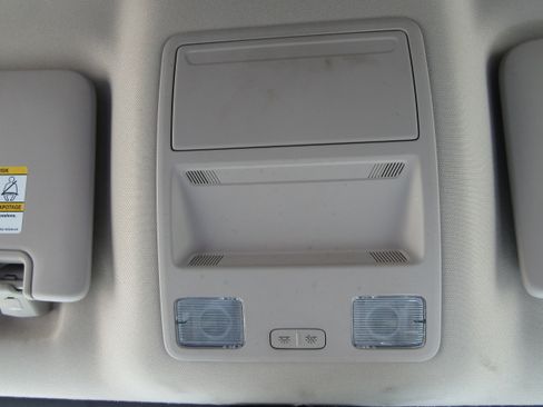 Certified 2022 Ford Ranger XLT w/ Equipment Group 302A High image 37