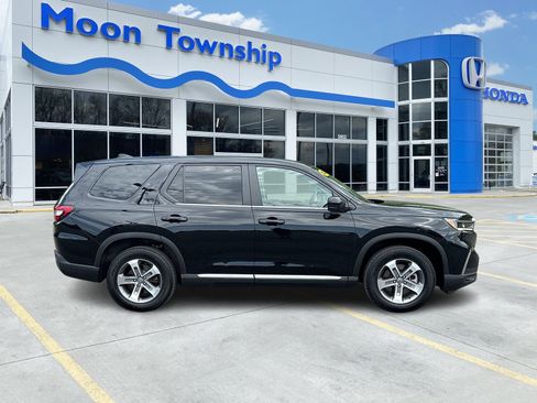 Used 2024 Honda Pilot EX-L image 7