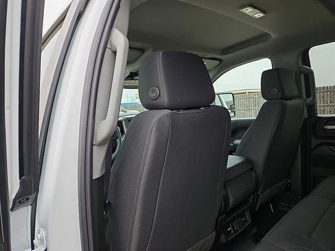 New 2026 GMC Sierra 2500 Pro w/ Convenience Package image 9