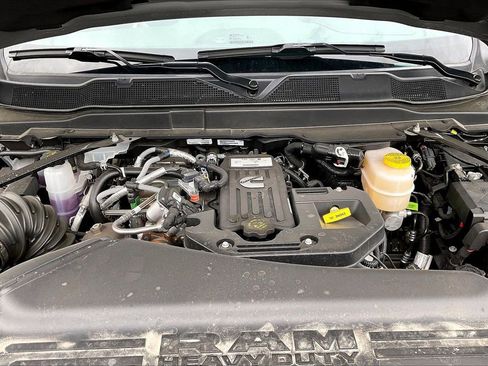 New 2026 RAM 2500 Laramie w/ Night Edition AWD/4WD image 37