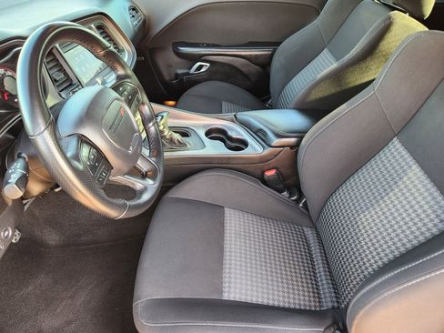 Used 2023 Dodge Challenger R/T w/ Blacktop Package image 22