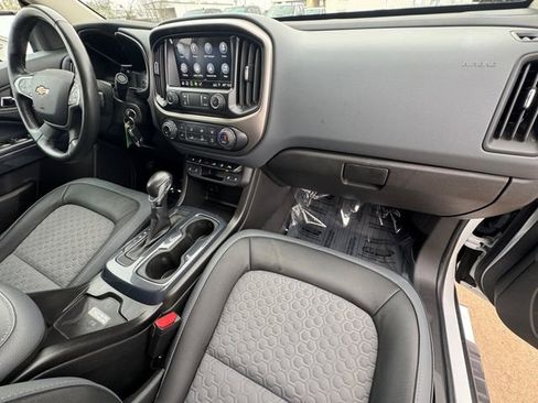 Used 2022 Chevrolet Colorado Z71 image 32