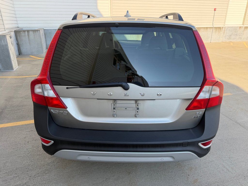 Used 2008 Volvo XC70 3.2 AWD/4WD image 4