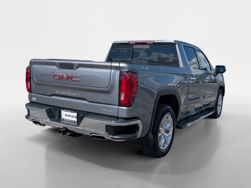 Used 2022 GMC Sierra 1500 SLT w/ SLT Convenience Package AWD/4WD image 6