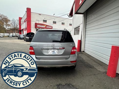 Used 2011 Mercedes-Benz ML 350 4MATIC image 9