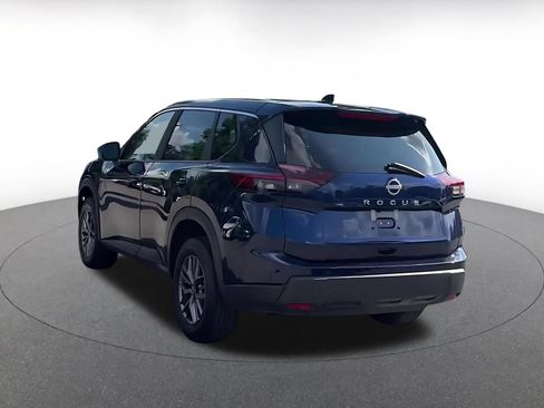 Used 2026 Nissan Rogue SV FWD image 11