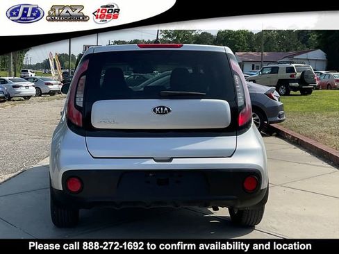 Used 2018 Kia Soul FWD image 6