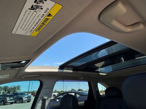 Used 2023 Kia Sorento EX w/ Panoramic Sunroof Package FWD image 33