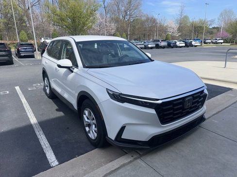 Used 2024 Honda CR-V LX image 7