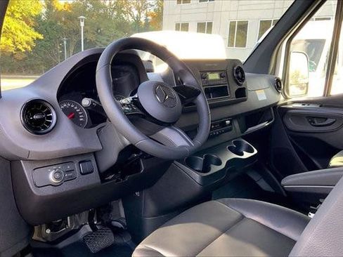 New 2026 Mercedes-Benz Sprinter 144 Cargo image 7