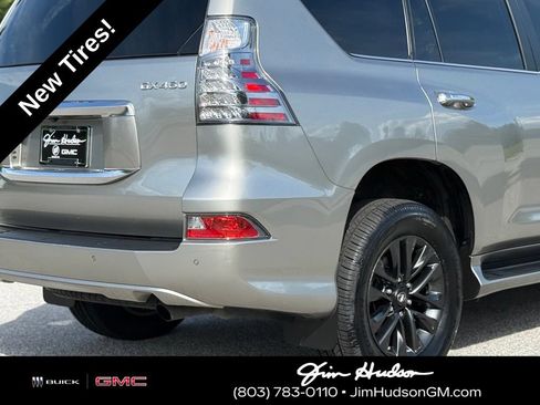 Used 2023 Lexus GX 460 Premium w/ Premium Package AWD/4WD image 17