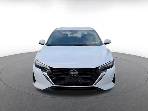 Used 2025 Nissan Sentra S image 5