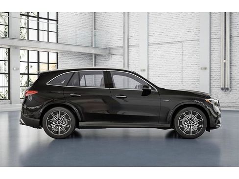 New 2026 Mercedes-Benz GLC 43 AMG 4MATIC image 2