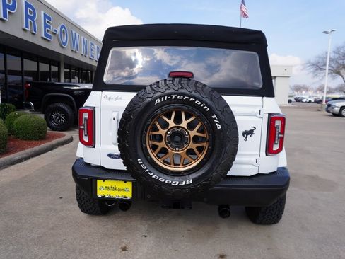 Used 2022 Ford Bronco Outer Banks image 5