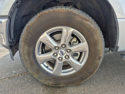 Used 2019 Ford F150 XLT w/ Equipment Group 302A Luxury AWD/4WD image 18