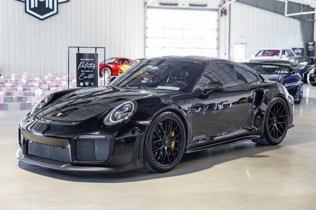 Used 2019 Porsche 911 GT2 RS w/ Weissach Package RWD image 2