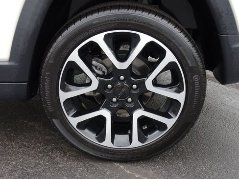 Used 2021 Jeep Compass Limited w/ Sun and Sound Group AWD/4WD image 35