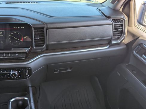 Used 2023 GMC Sierra 1500 Elevation w/ Elevation Premium Package image 18