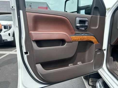 Used 2016 Chevrolet Silverado 3500 High Country w/ Duramax Plus Package AWD/4WD image 11