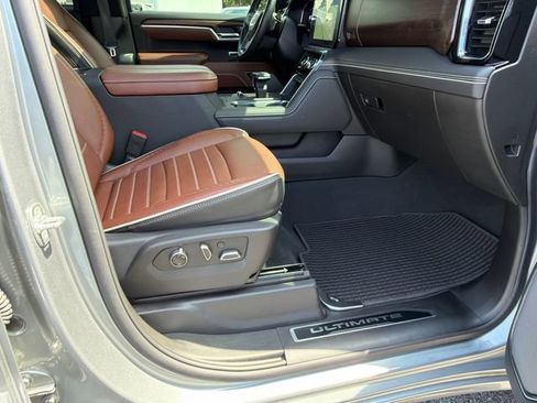 Used 2025 GMC Sierra 1500 Denali Ultimate AWD/4WD image 13