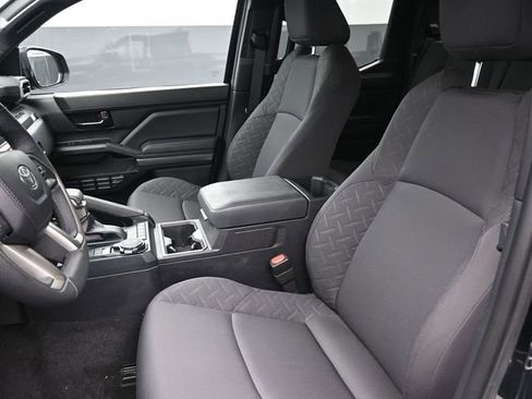 Certified 2025 Toyota Tacoma SR5 w/ SR5 Upgrade Package image 19