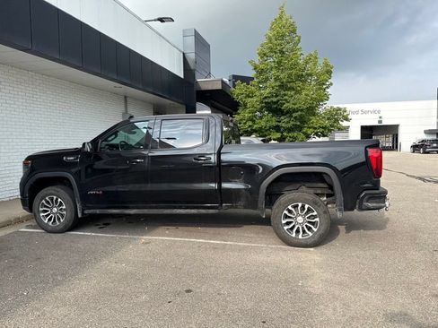 Used 2022 GMC Sierra 1500 AT4 w/ AT4 Premium Package AWD/4WD image 7