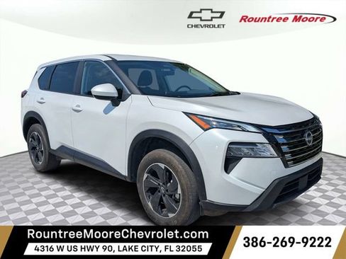 Used 2025 Nissan Rogue SV AWD/4WD image 1