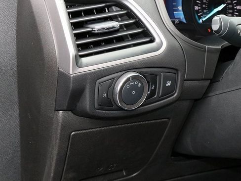 New 2024 Ford Edge SE image 23