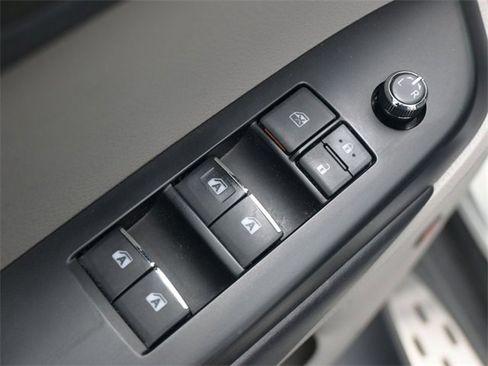 Certified 2019 Toyota Highlander Limited Platinum image 13