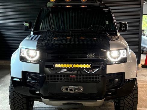 Used 2022 Land Rover Defender 110 X AWD/4WD image 6