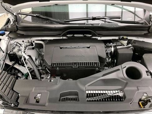 New 2026 Honda Pilot Touring image 13