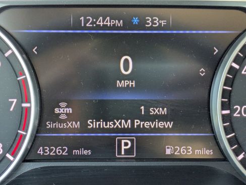 Used 2024 Nissan Sentra SV image 16