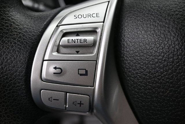 Used 2016 Nissan Rogue SV w/ SV Premium Package AWD/4WD image 18