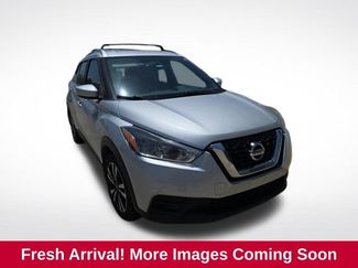 Used 2019 Nissan Kicks SV w/ Exterior Package FWD 360° Tour