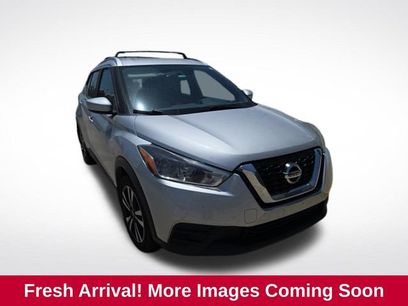 Used 2019 Nissan Kicks SV w/ Exterior Package