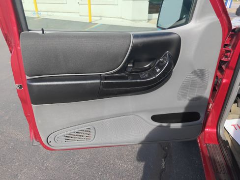 Used 2011 Ford Ranger XLT RWD image 13