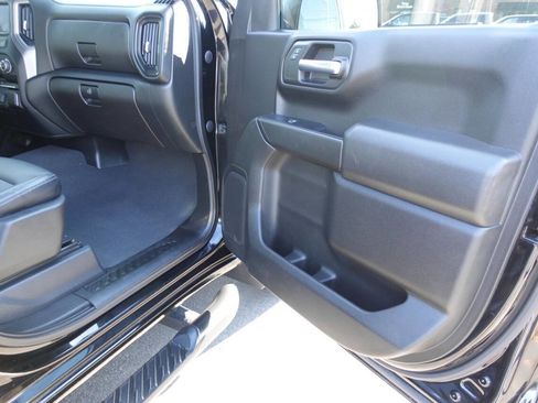 Used 2023 Chevrolet Silverado 1500 Custom image 27