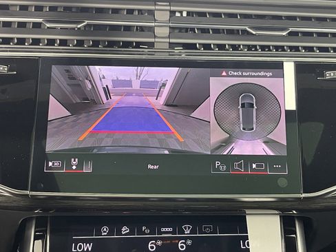 New 2025 Audi Q8 Prestige image 30