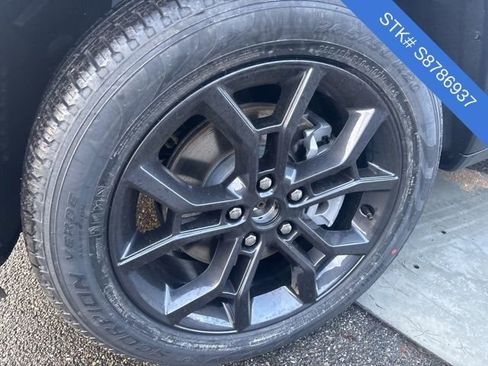 New 2025 Jeep Grand Cherokee L Limited image 4